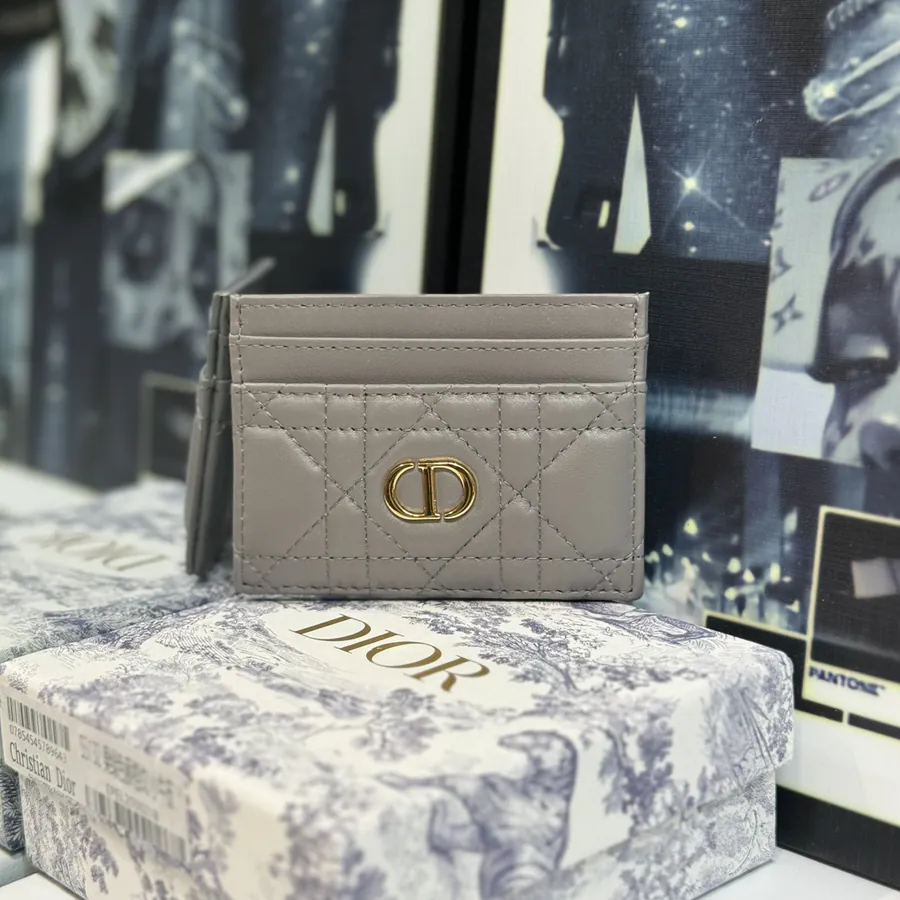 Caro Freesia Wallet Elegant and Practical