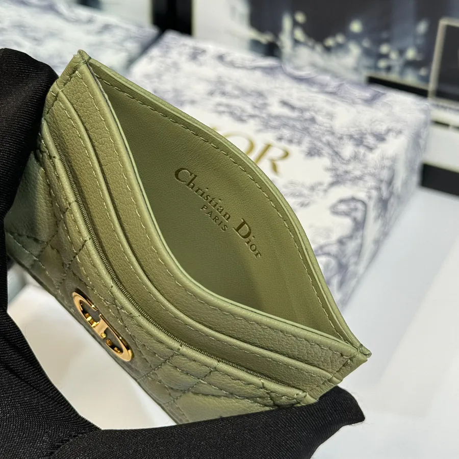 Caro Freesia Wallet Elegant and Practical