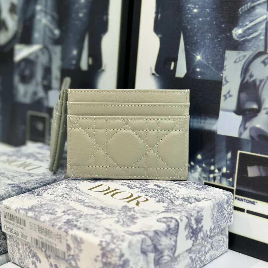 Caro Freesia Wallet Elegant and Practical