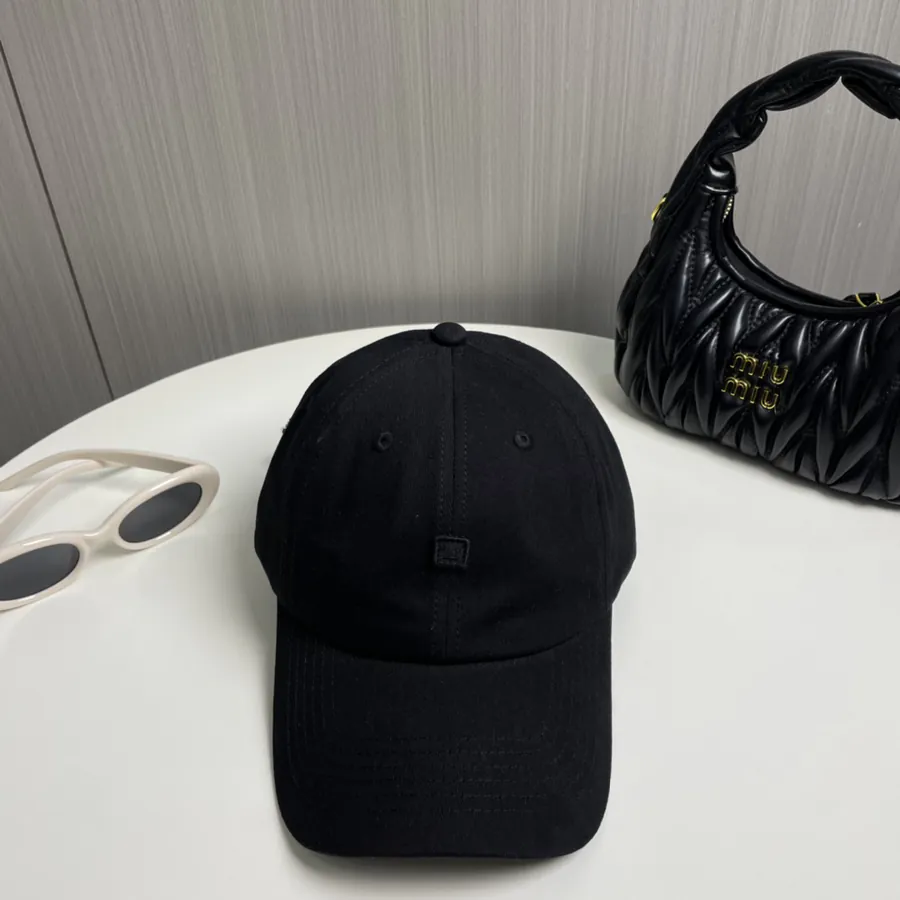Acne Classic 6 Piece Baseball Cap Unisex, Adjustable, Stylish