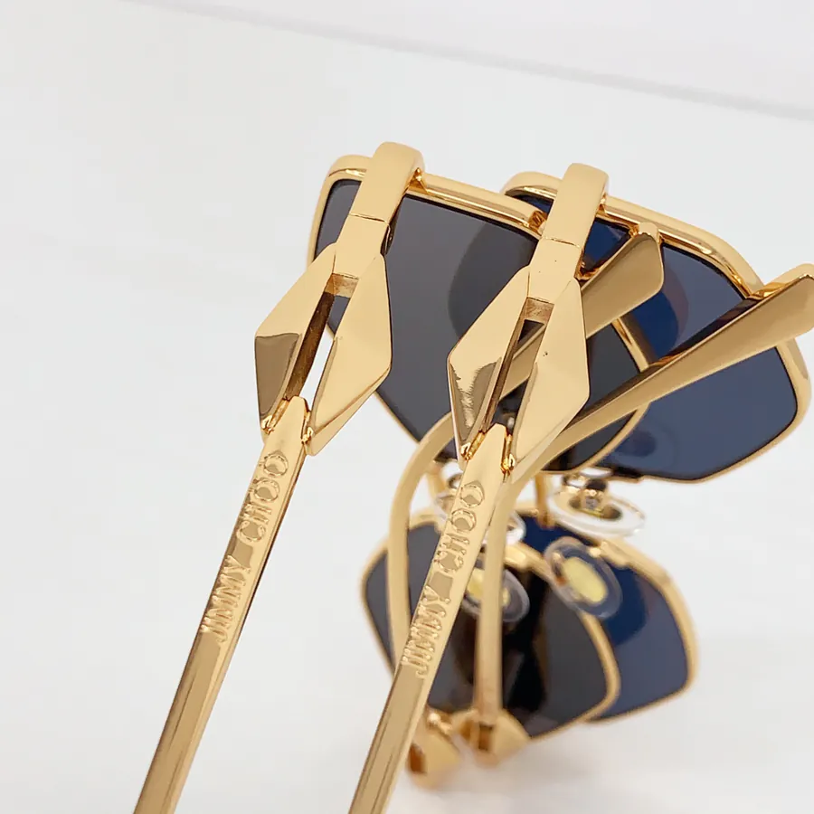 P135 Jimmy Choo Bucket Bag