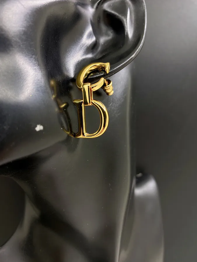 P50 D*or Latest Light Reflective CD Earrings