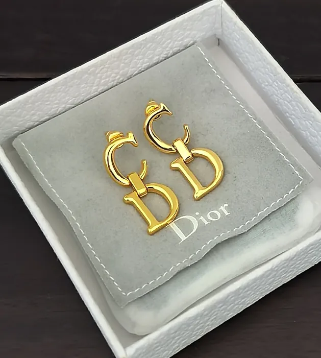 P50 D*or Latest Light Reflective CD Earrings