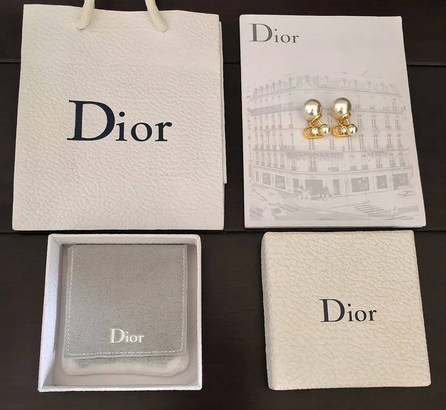 D*or New White Diamond CD Size Pearl Earrings