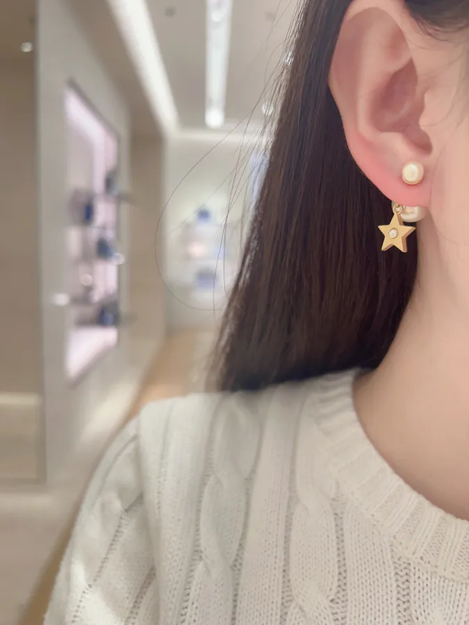 D!or 25 Star shaped Pearl Earrings
