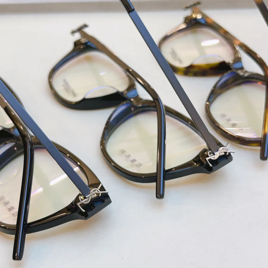SAINT LAURENT* New Optic Frame
