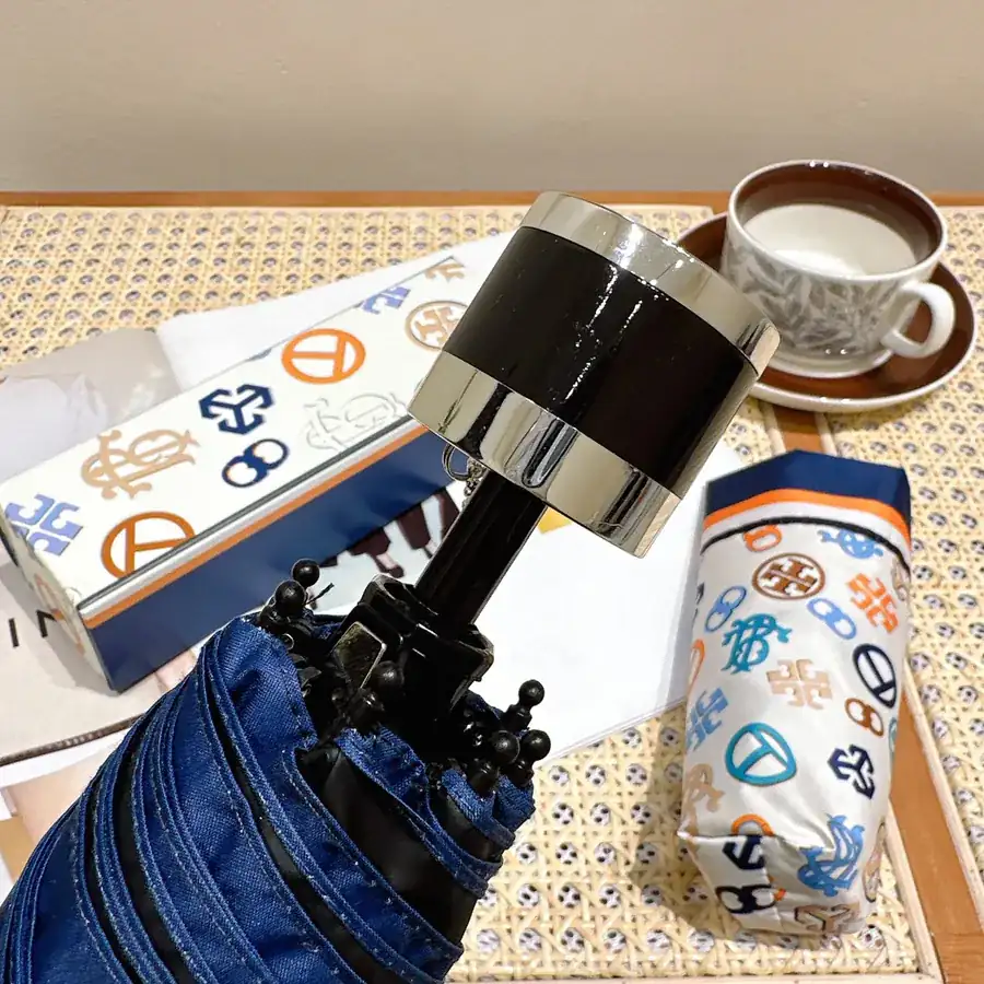 Tory Burch Classic Pocket Umbrella with Convenient Hook