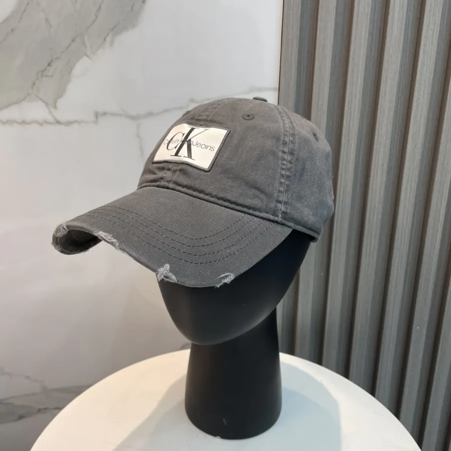 P38Cain Klein Logo Baseball Cap
