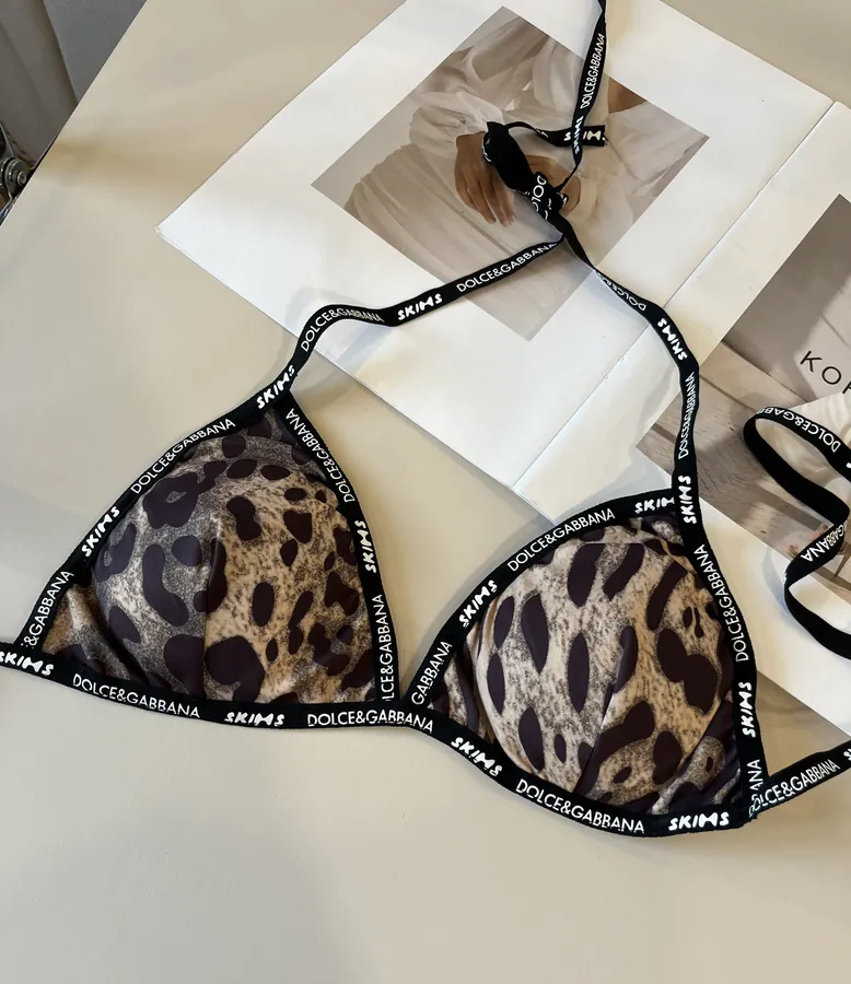 D&G Duolingo New Split Strap Design Black and White SM