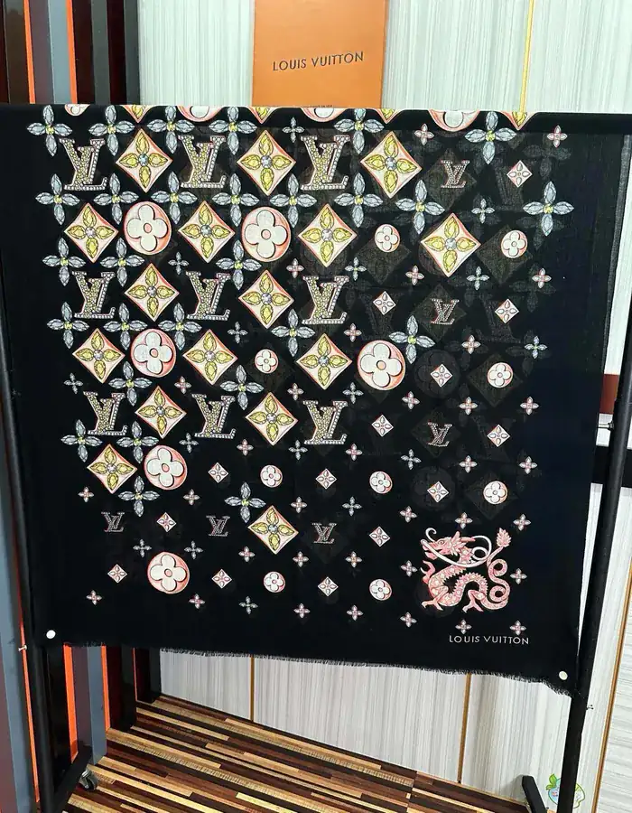 L Family 2025 New Collection Luxury Cashmere Shawl
