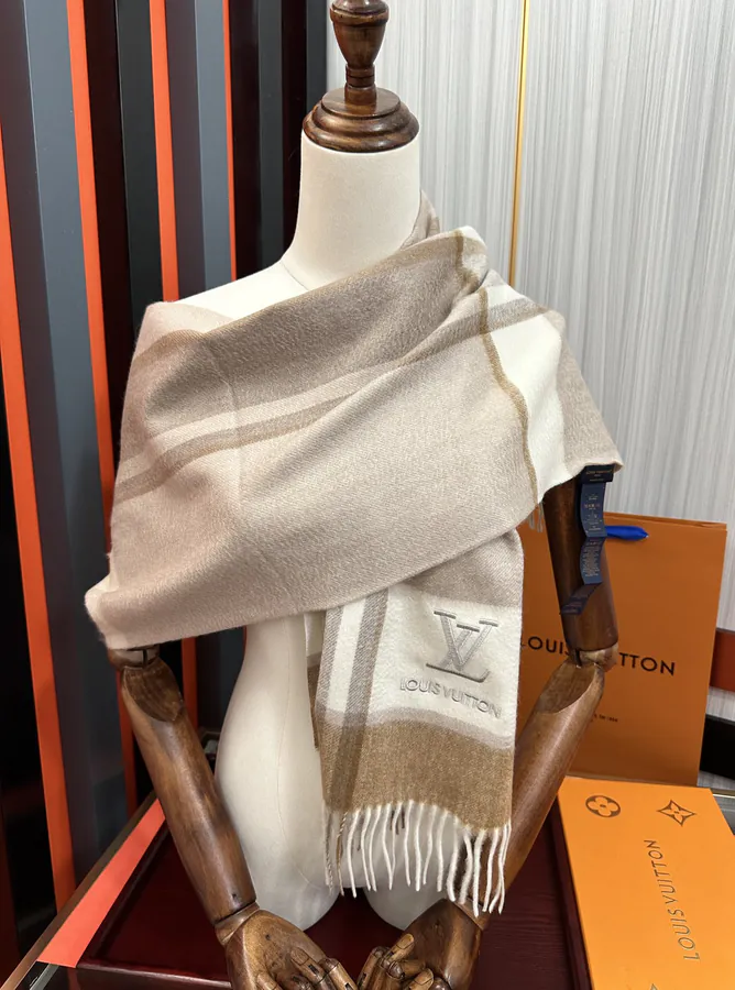 2024 L Family Grained Calfskin Scarf