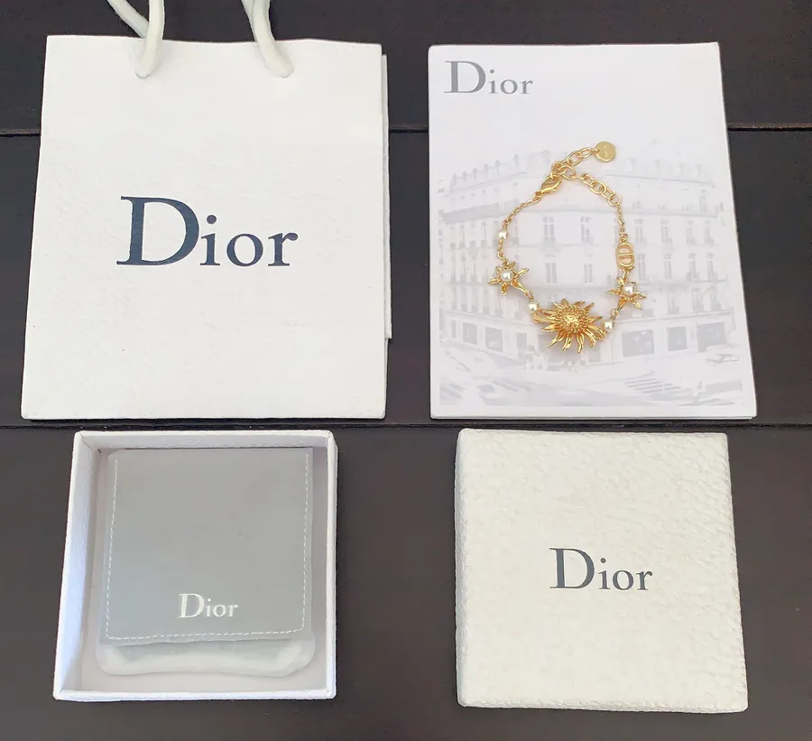 P60 D*or Latest Model Gold Bracelet