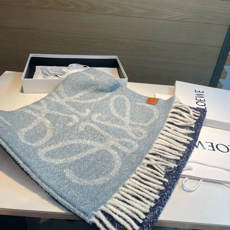 Ralph Lauren Classic Logo Style Scarf