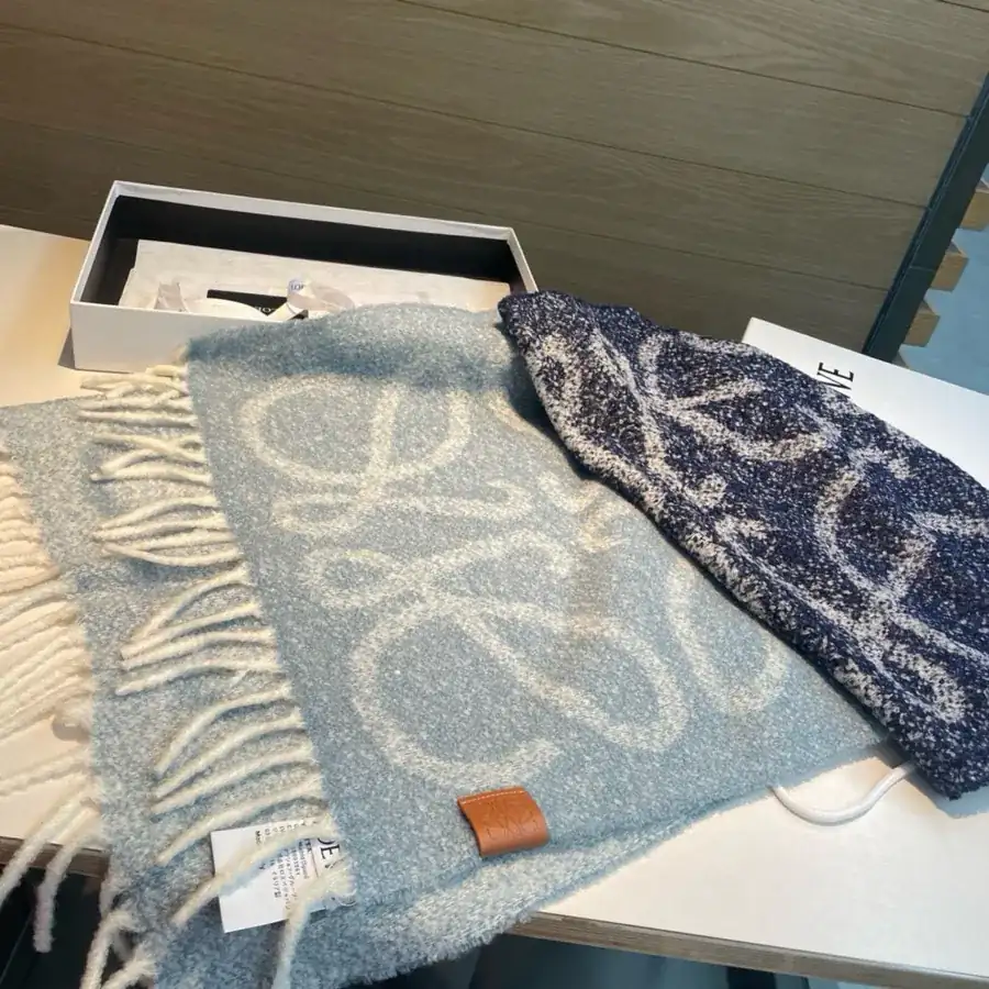 Ralph Lauren Classic Logo Style Scarf