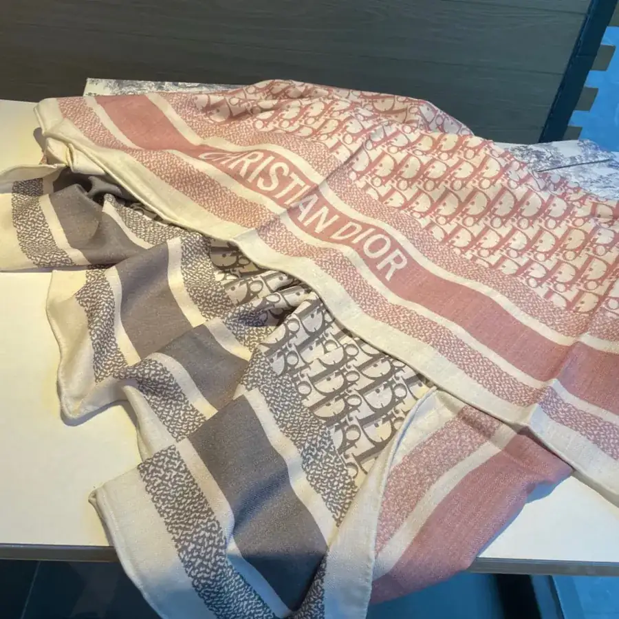 D Home ZG Luxury Double Sided Velvet Scarf