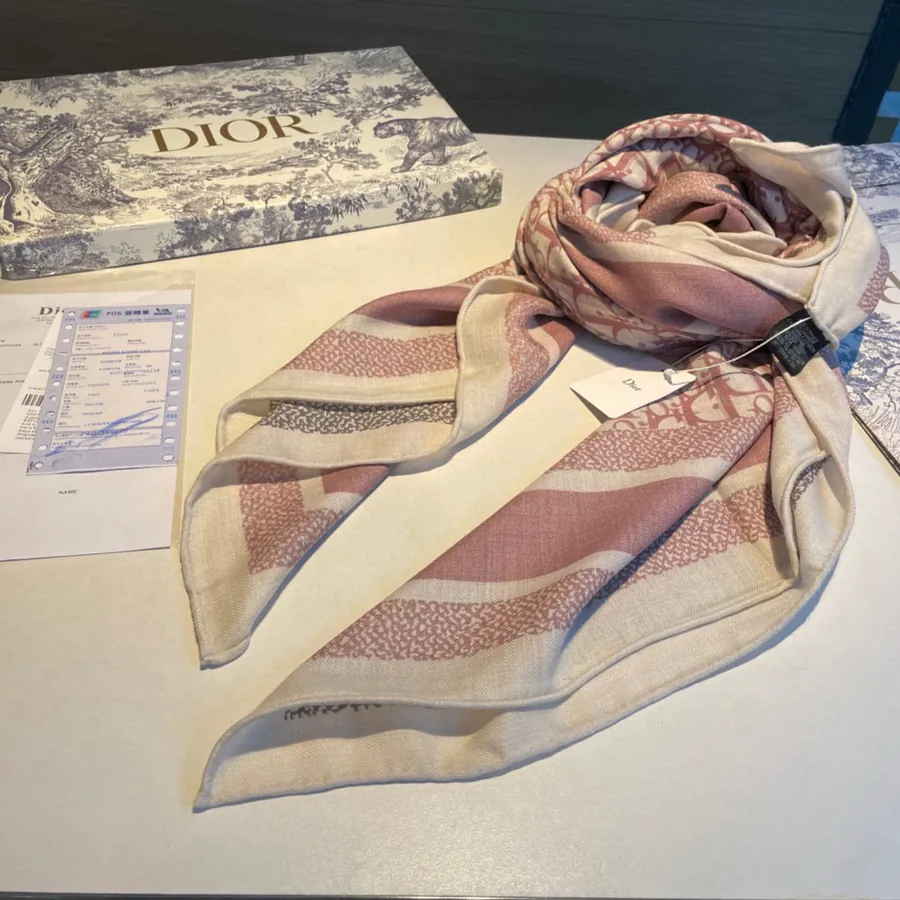 D Home ZG Luxury Double Sided Velvet Scarf