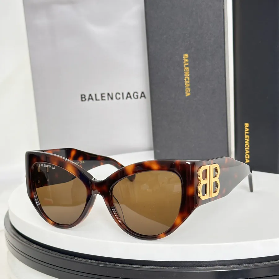 BaleNCIAG* Paris* Bucket Bag