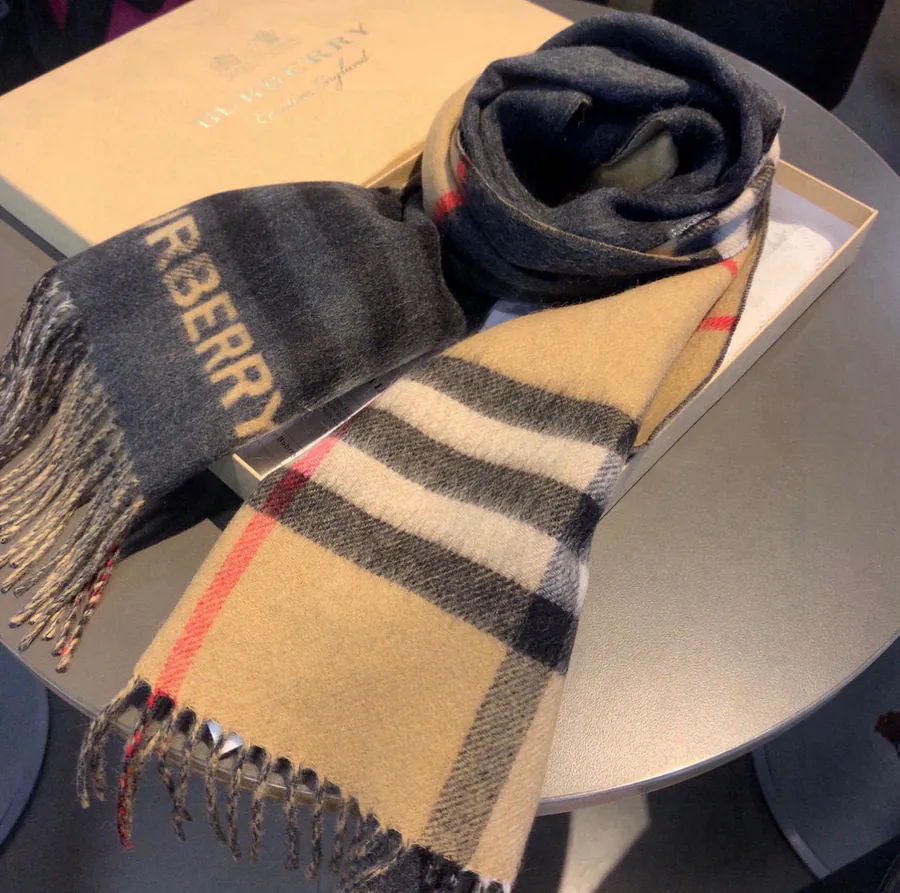 B Brand Contrast Pattern Cashmere Scarf