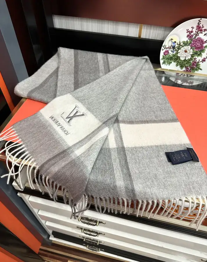 2024 L Family Wool Scarf Classic Plaid, Neutral Design