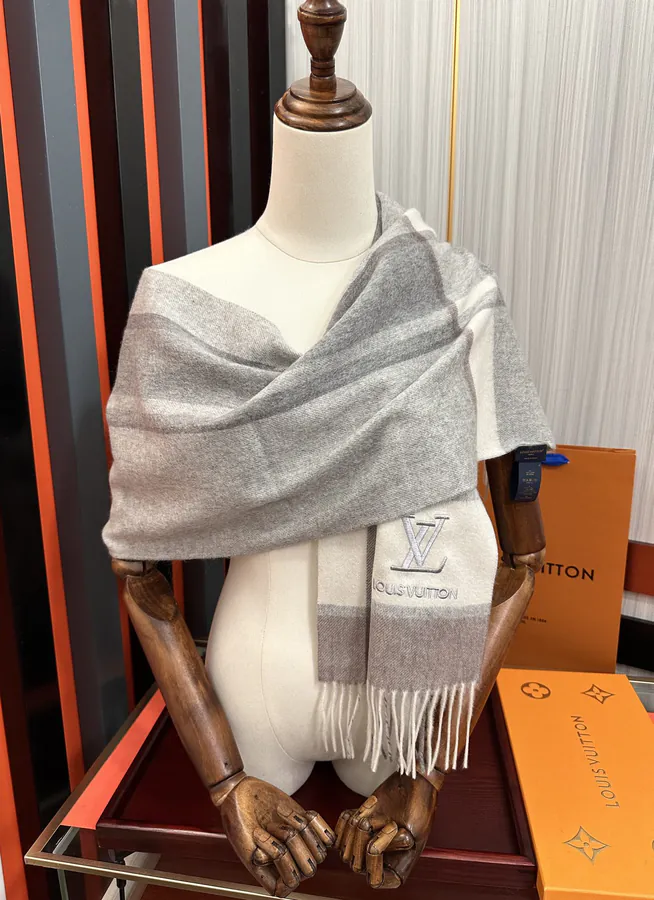 2024 L Family Wool Scarf Classic Plaid, Neutral Design