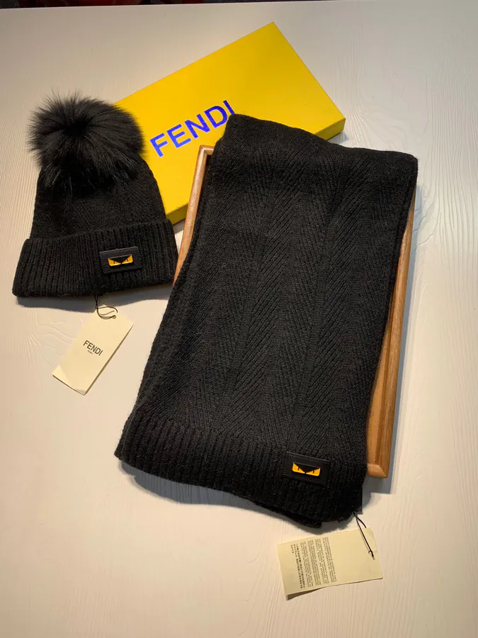 F Family Wool with Fox Fur Trim Winter Essential