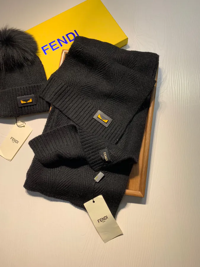 F Family Wool with Fox Fur Trim Winter Essential