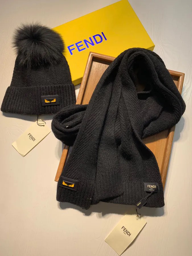 F Family Wool with Fox Fur Trim Winter Essential