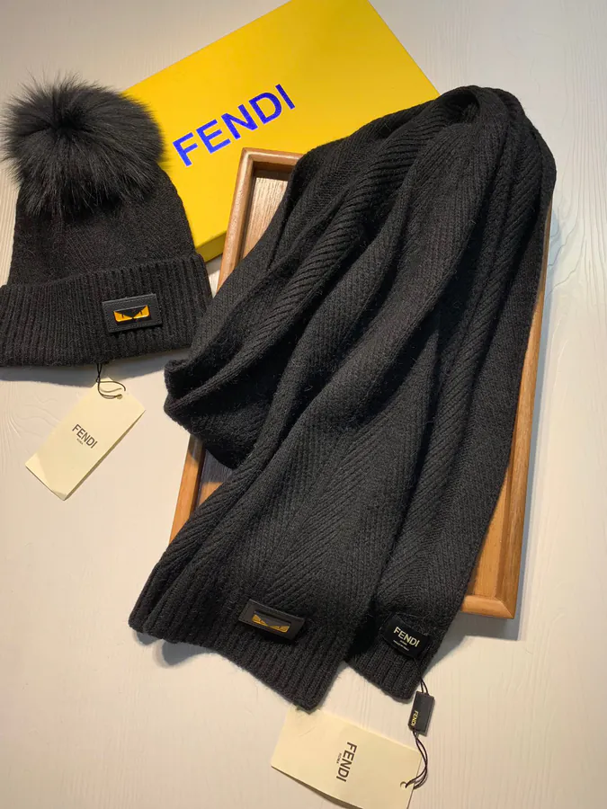 F Family Wool with Fox Fur Trim Winter Essential