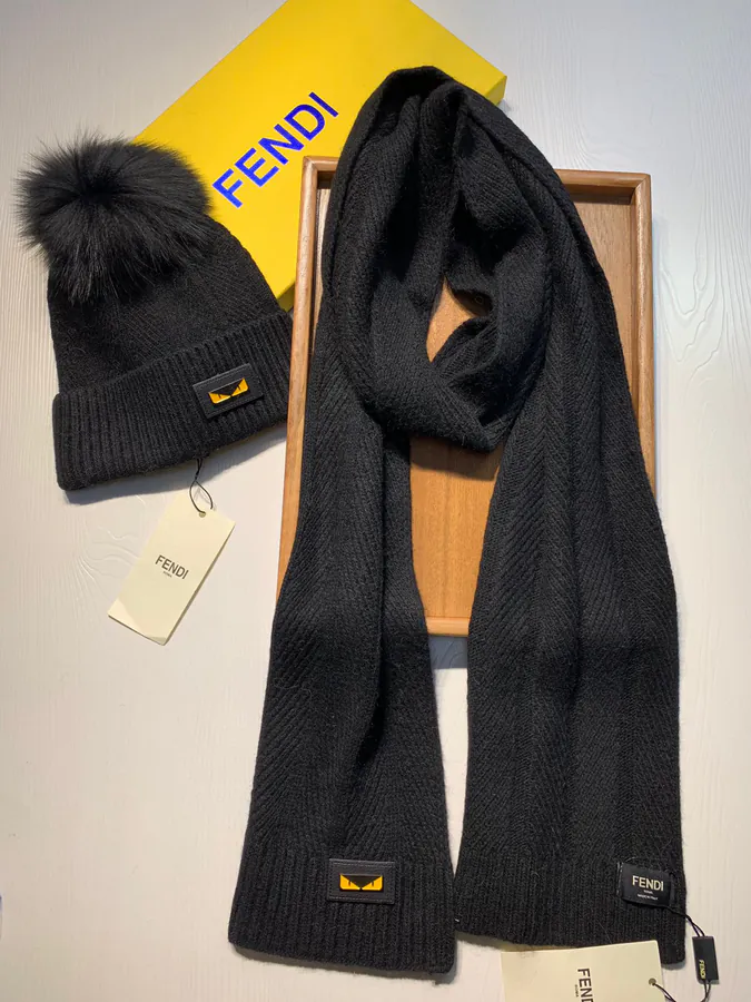 F Family Wool with Fox Fur Trim Winter Essential