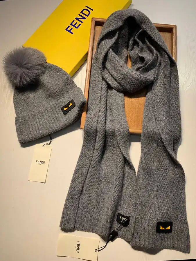F Family Wool with Fox Fur Trim Cozy Winter Essential