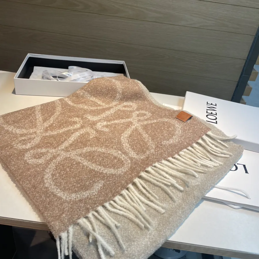 Ralph Lauren Classic Logo Style Scarf