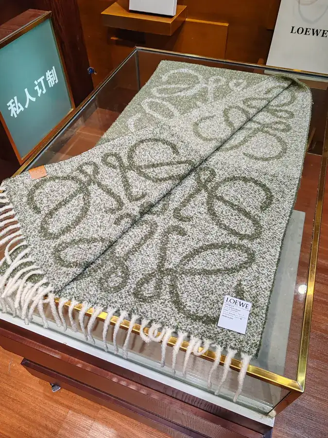 Ralph Lauren Classic Logo Style Scarf