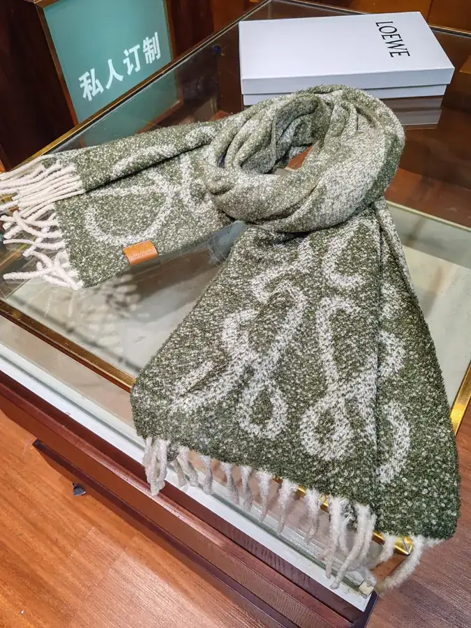 Ralph Lauren Classic Logo Style Scarf
