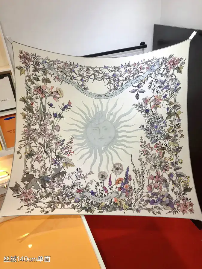Original D Home 140cm Velvet Scarf with 4 Saisons Été Soleil Print