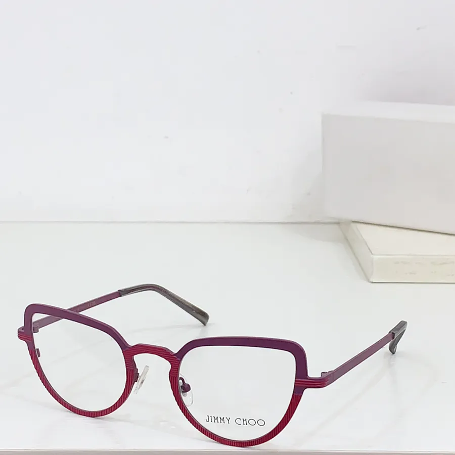 Jimmy Choo JC512