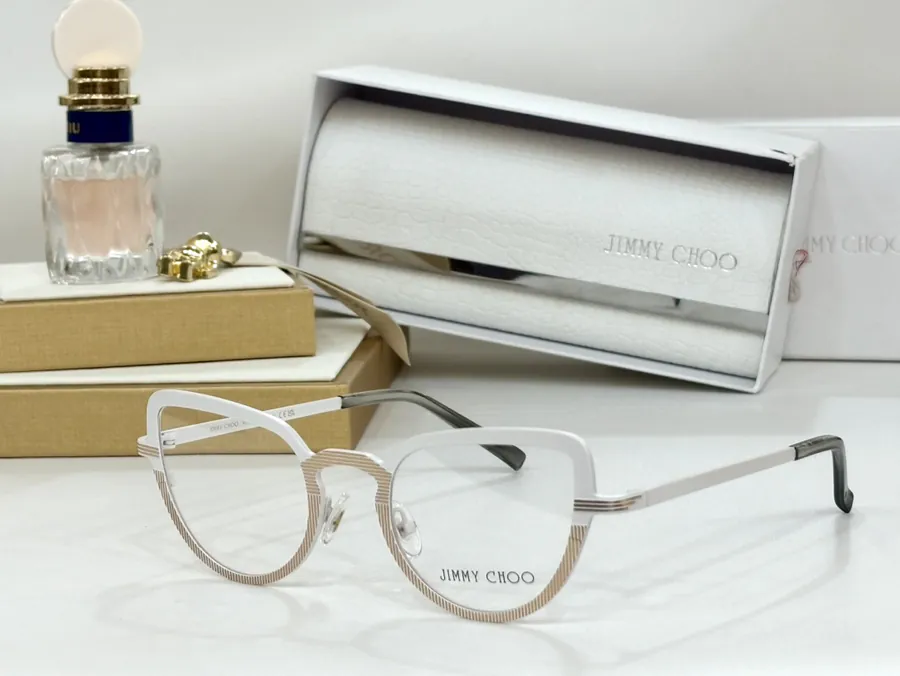 Jimmy Choo P115