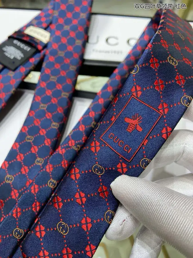 New P60 G Family Men's Tie Series Double G Clover Print Tie