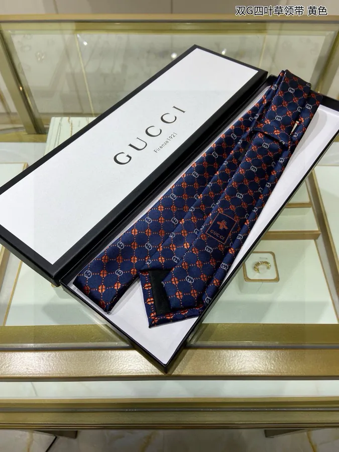 New P60 G Family Men's Tie Series Double G Clover Print Tie