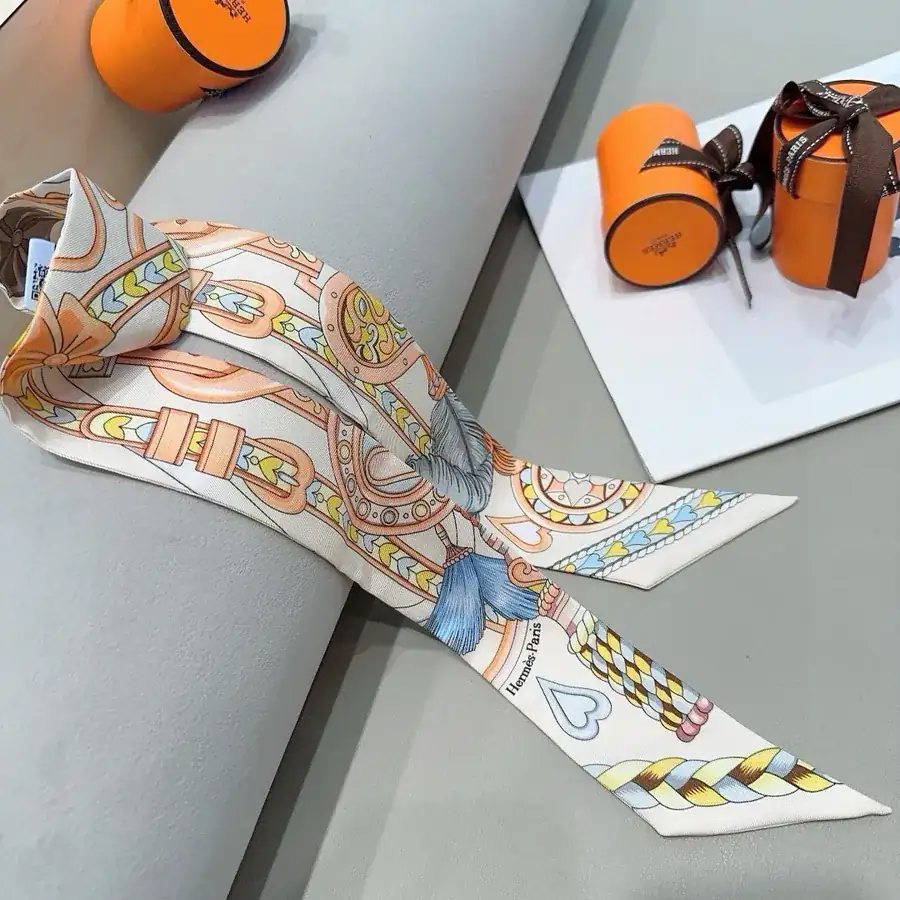 H House New Scarf, Heart shaped Saddle Design, 100% Heavyweight Silk Taffeta