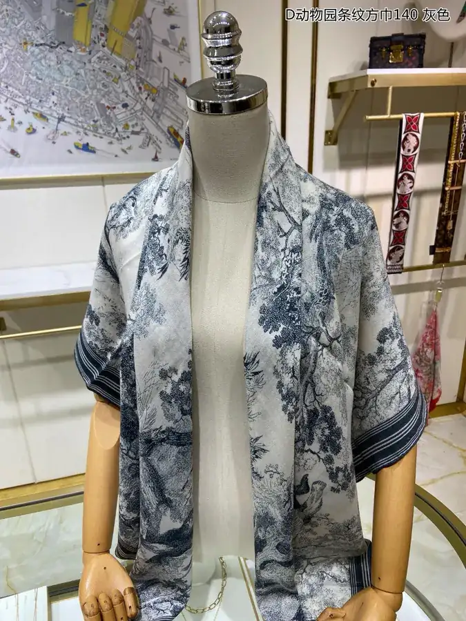 D Animal Stripe Scarf 140cm