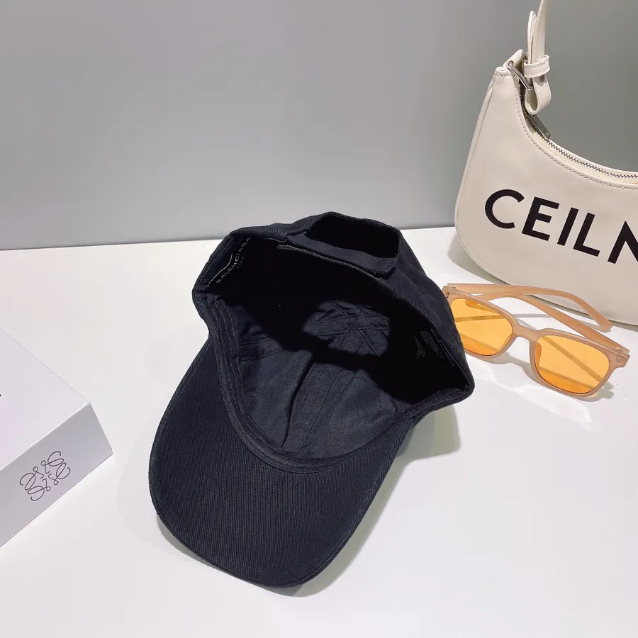 Parisian Brand New Embroidered Baseball Cap with Dust Bag