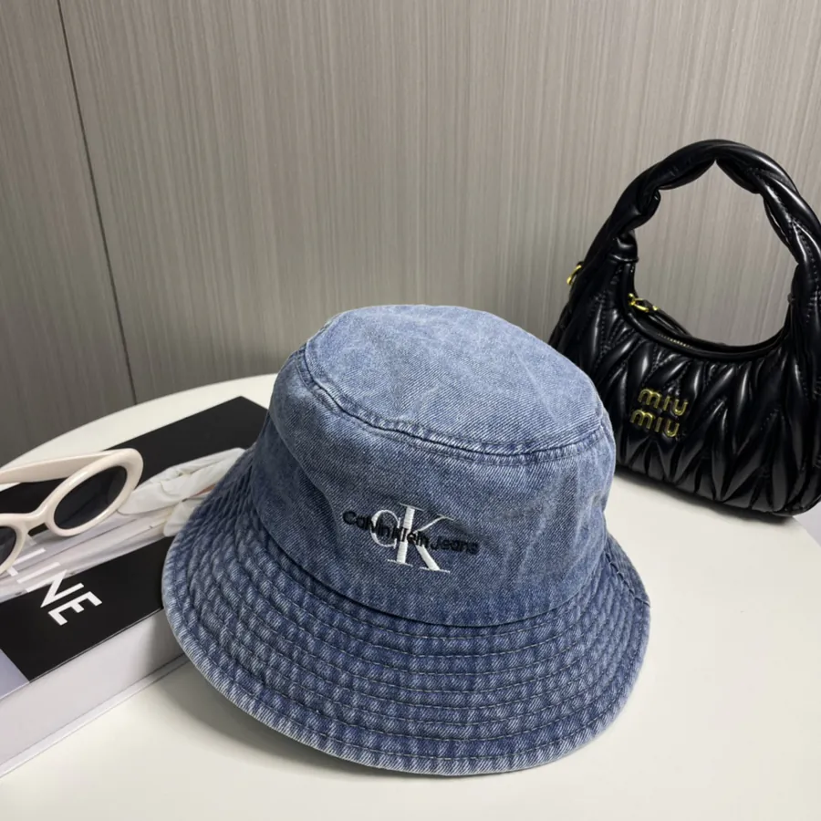 Cain Klein Embroidered Logo Fisherman Hat
