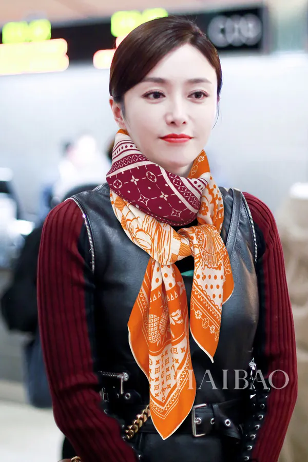 L Floral Symphony 140cm Square Scarf