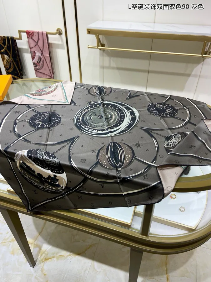 L Christmas Decor Double Sided 90cm Silk Scarf
