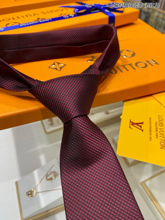 L Woven Pattern Tie Men's Tie Collection