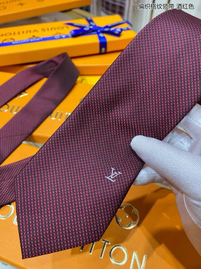 L Woven Pattern Tie Men's Tie Collection