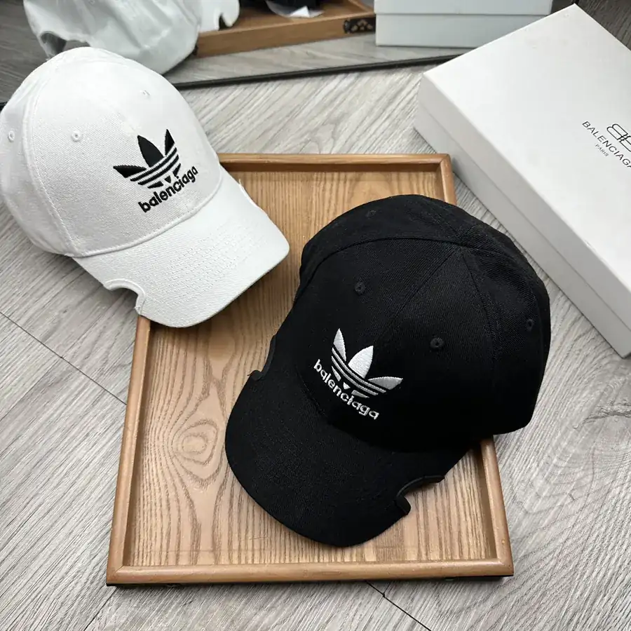 Parisian Signature Embroidered Canvas Bucket Hat