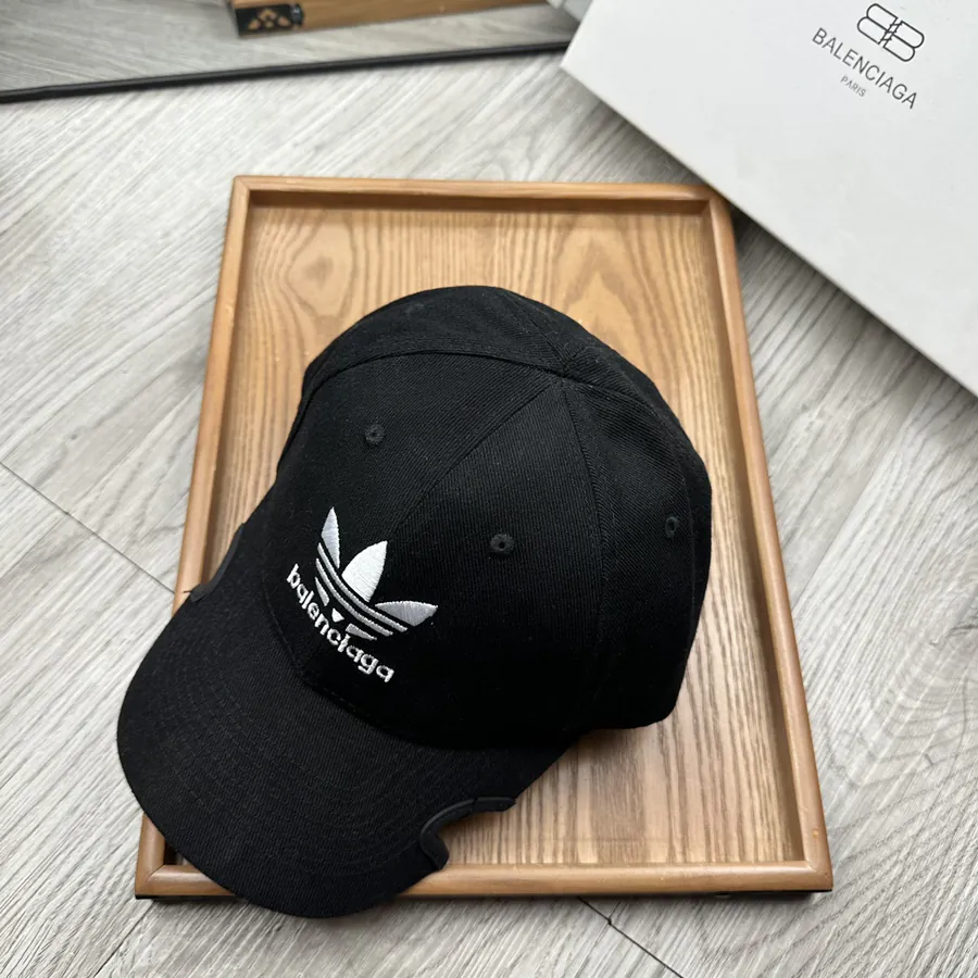 Parisian Signature Embroidered Canvas Bucket Hat