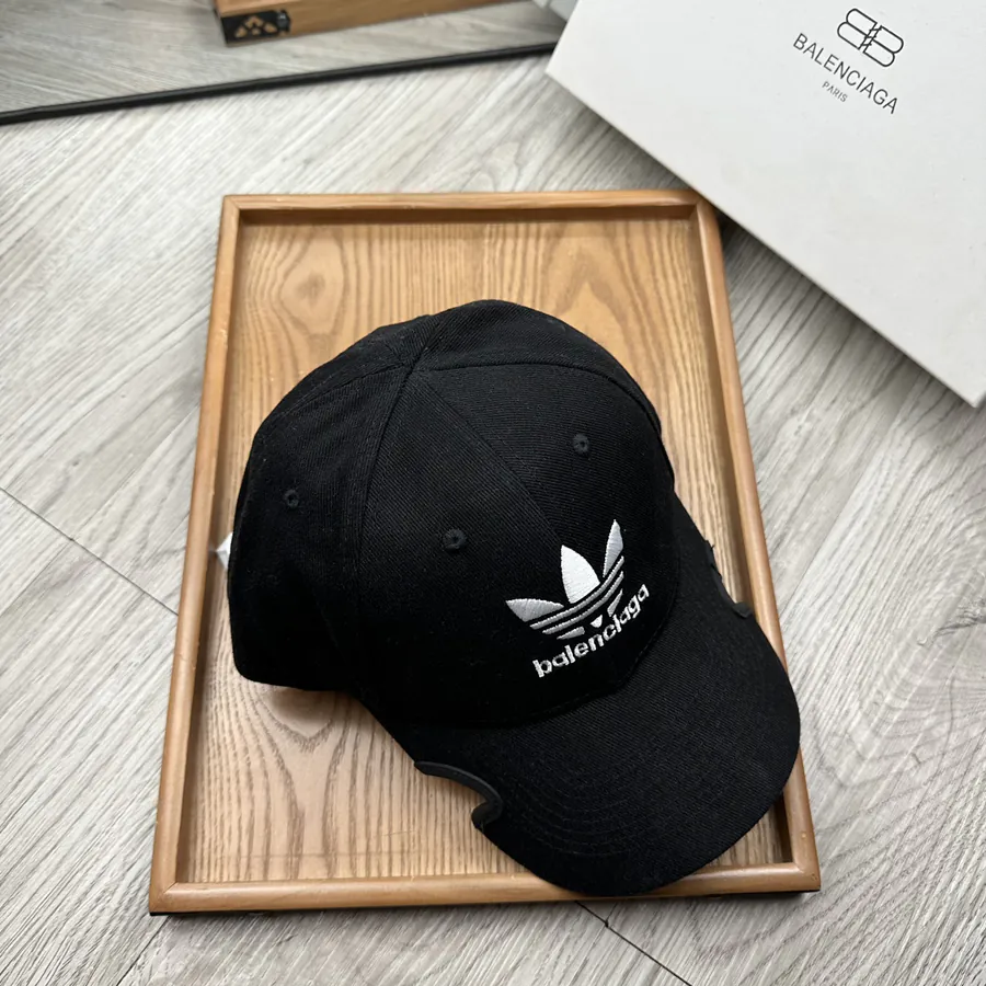 Parisian Signature Embroidered Canvas Bucket Hat