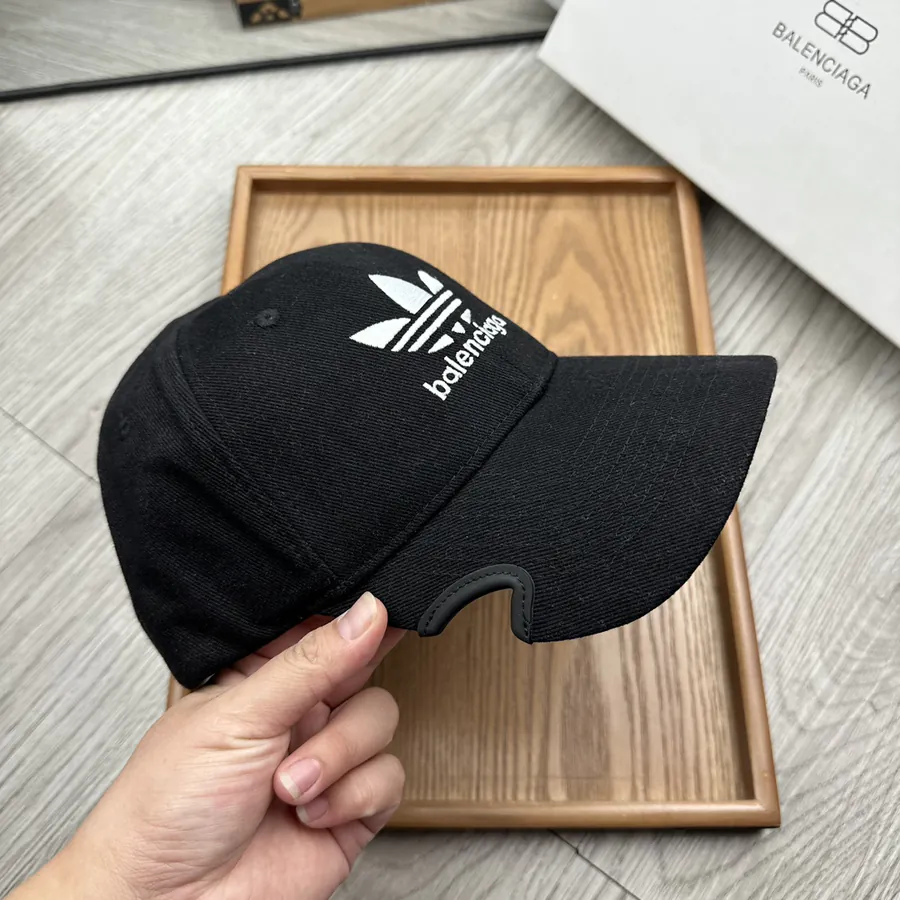 Parisian Signature Embroidered Canvas Bucket Hat